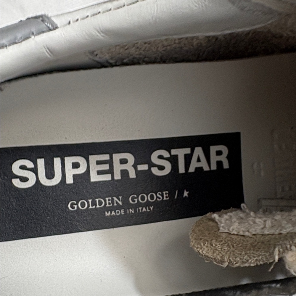 Golden Goose Cream and Gray Star Sneakers - Picture 4 of 5